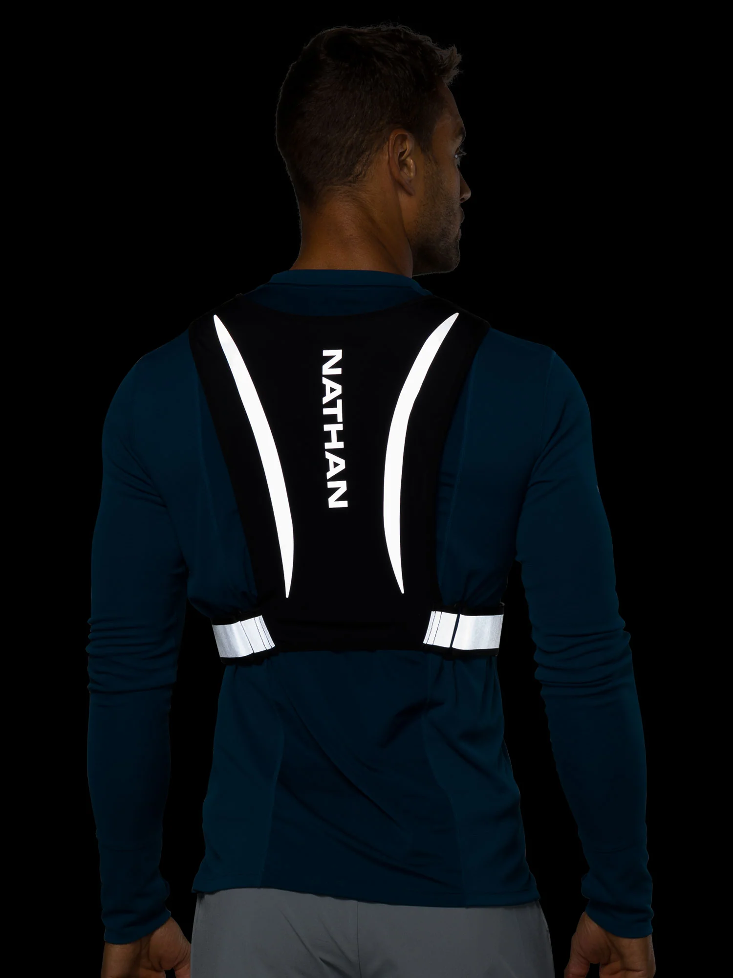 HyperNight Reflective Stash Vest - Image 8
