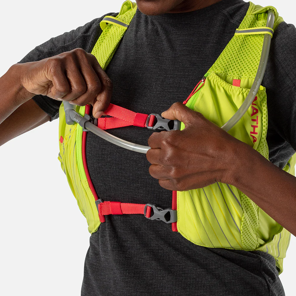 Pinnacle 12 Liter Women's Hydration Race Vest - Image 10