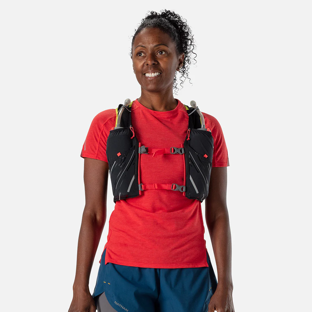 Pinnacle 4 Liter Women's Hydration Race Vest - Image 3