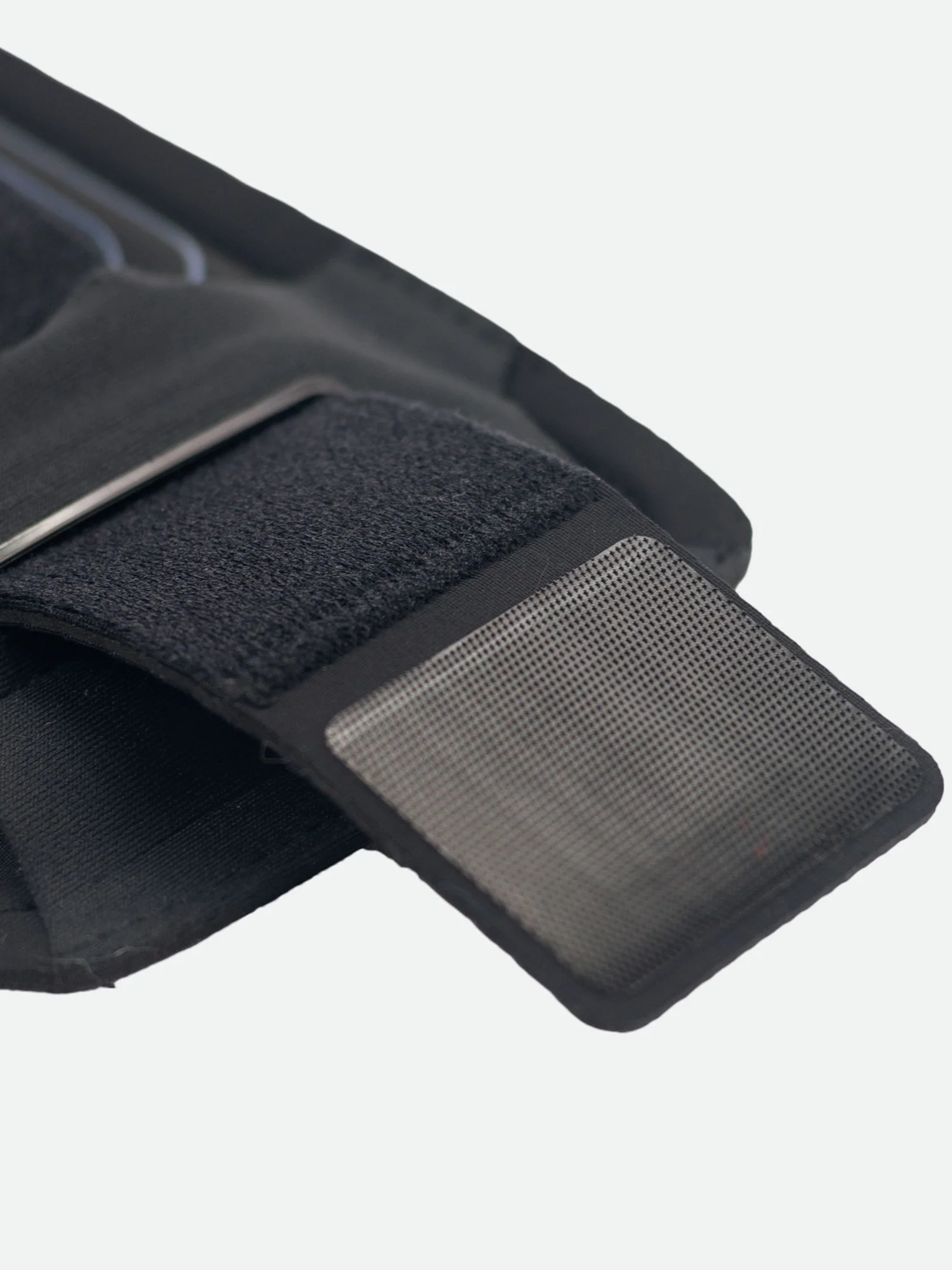 Vista Handheld Phone Carrier - Image 6